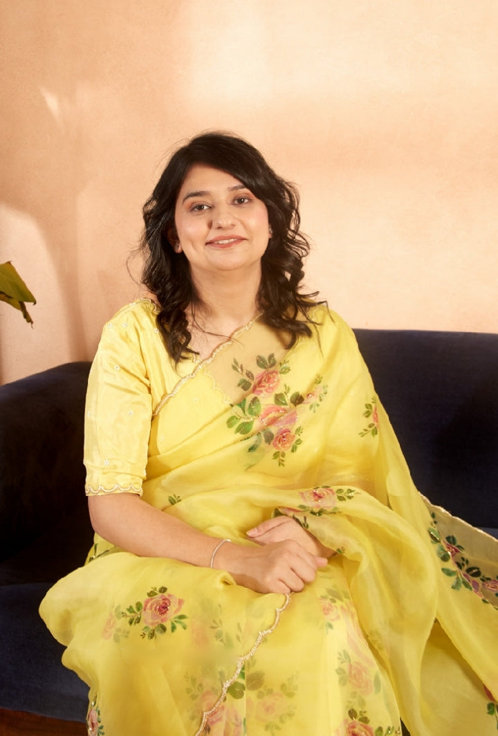 Fancy scalloped lace border yellow 🟡 saree