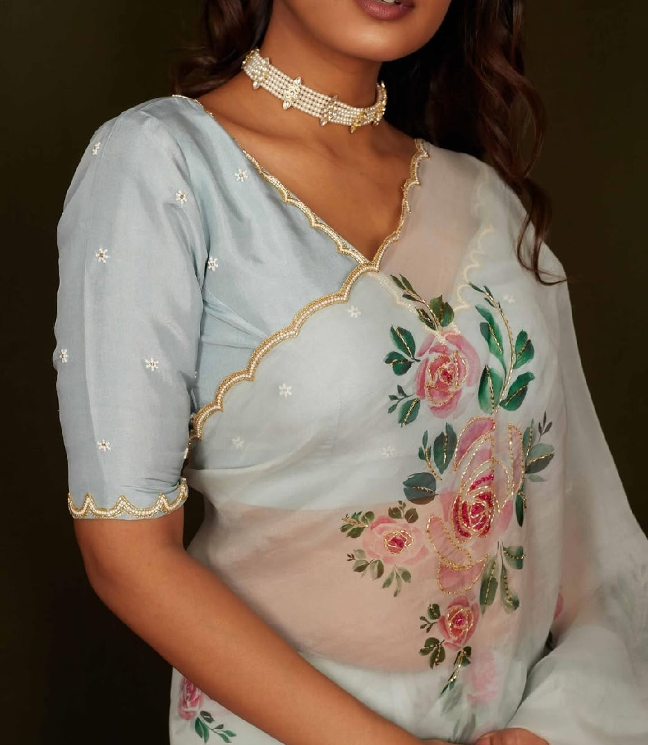 Fancy scalloped lace border design lightweight saree