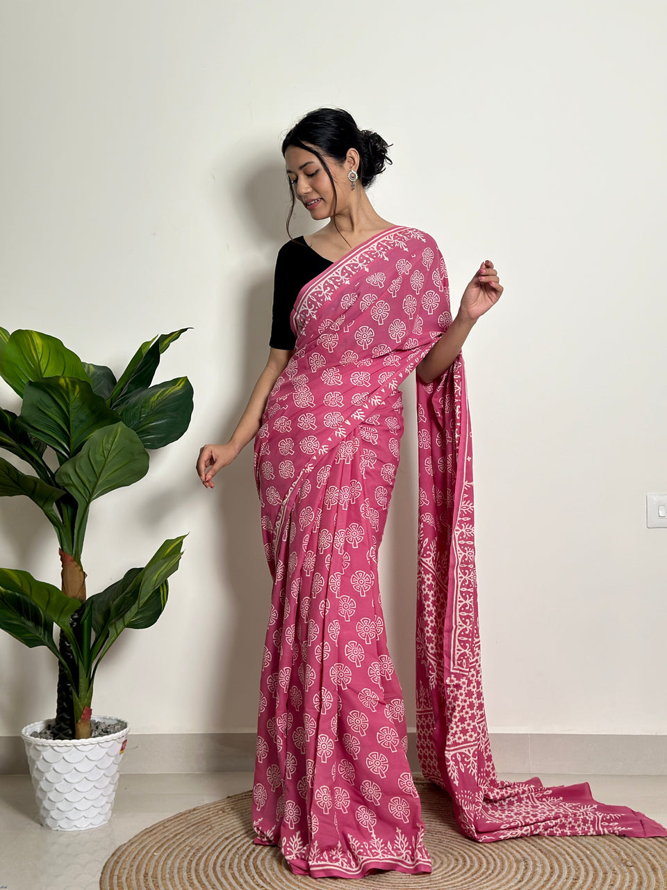 Printed cutton saree contrast pink white