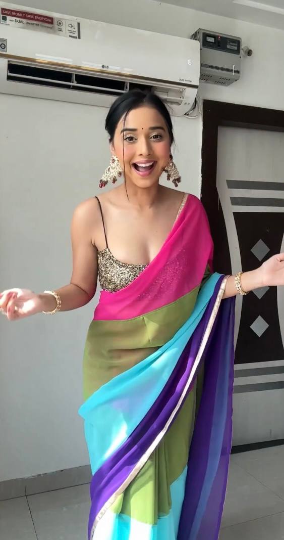 Multiple Alia Bhatt bollywood rainbow soft georgette saree 💫